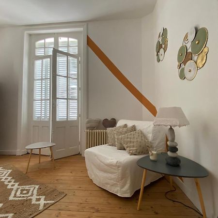 Holiday Home La Brijopa Bazoges-en-Pareds ภายนอก รูปภาพ