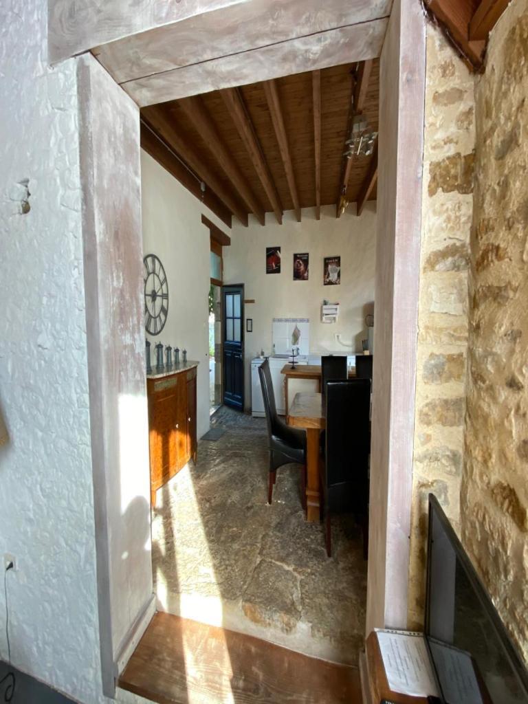 Holiday Home La Brijopa Bazoges-en-Pareds ภายนอก รูปภาพ